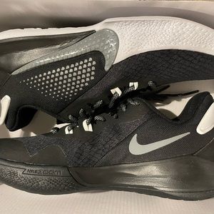 Mamba Fury Kobe Bryant Nike size 7 mens